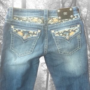 Miss Me Cropped Denim Jeans amazing bling EUC Sz 28